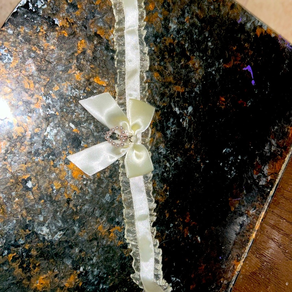 lolita heart choker